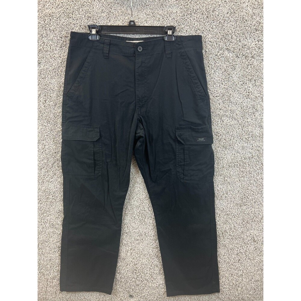 Wrangler Cargo Pants Men Size 36x30 Black Relaxed Fit Flex Stretch